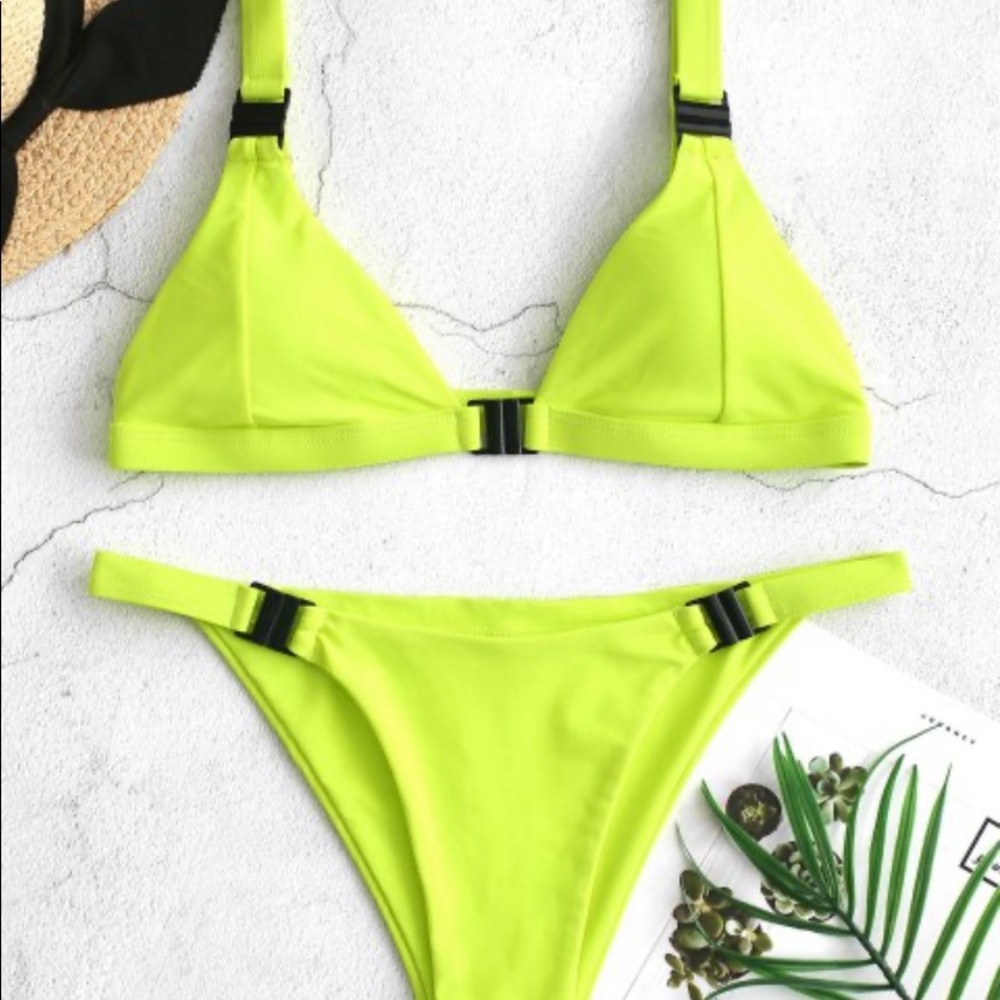 Bathing suit